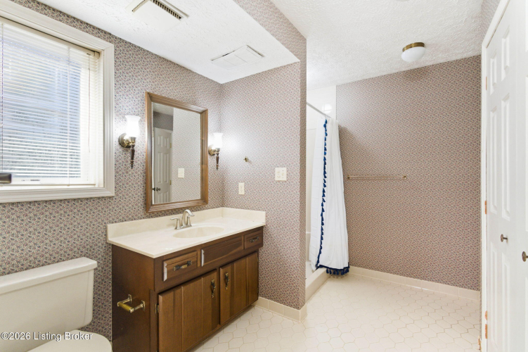 Listing Image 109
