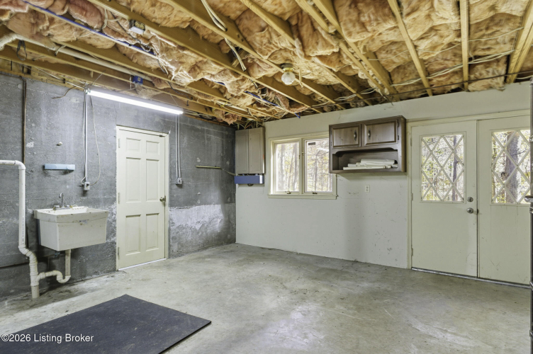 Listing Image 111
