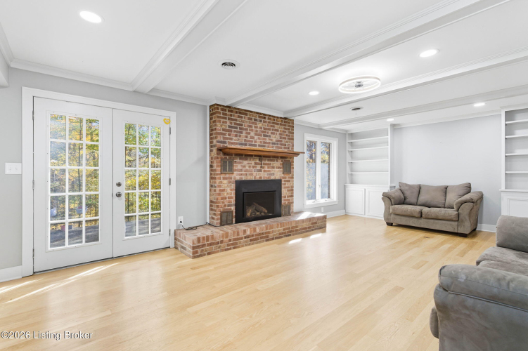 Listing Image 56