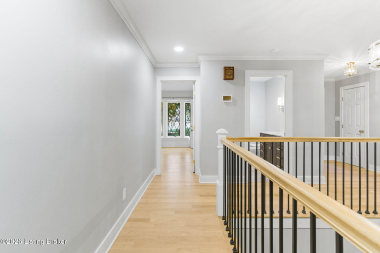 Listing Image 83