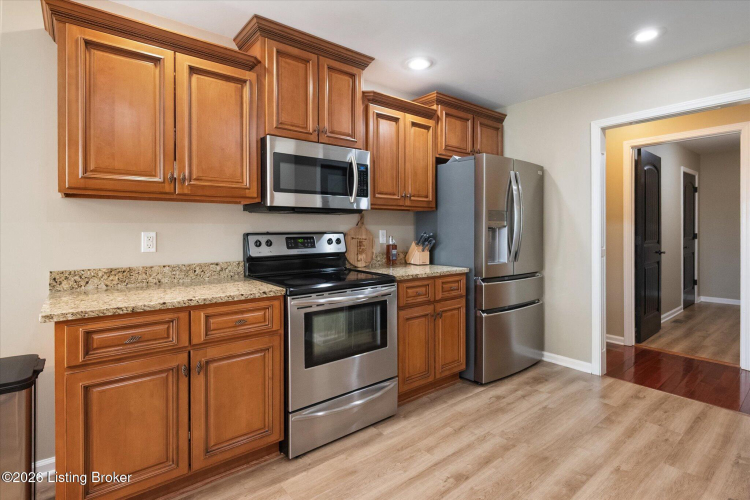 Listing Image 15
