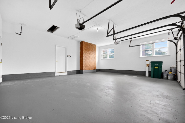 Listing Image 49