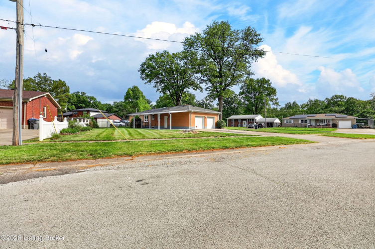 Listing Image 59