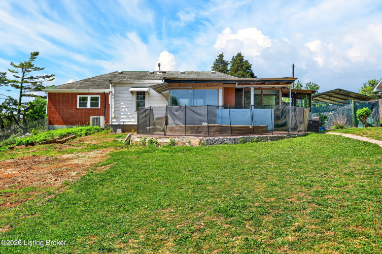 Listing Image 38