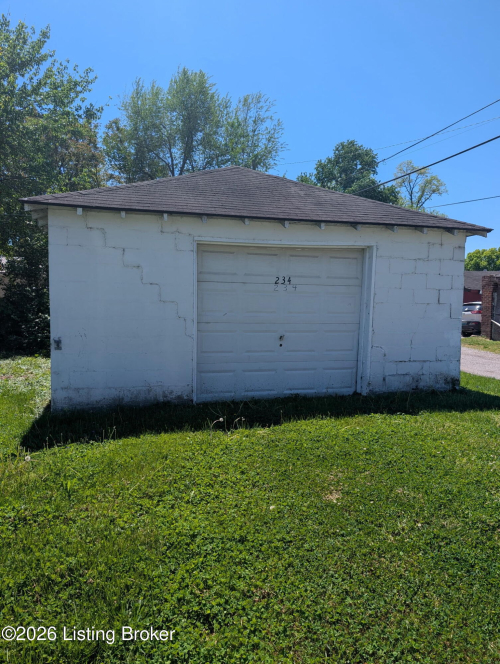 Listing Image 5