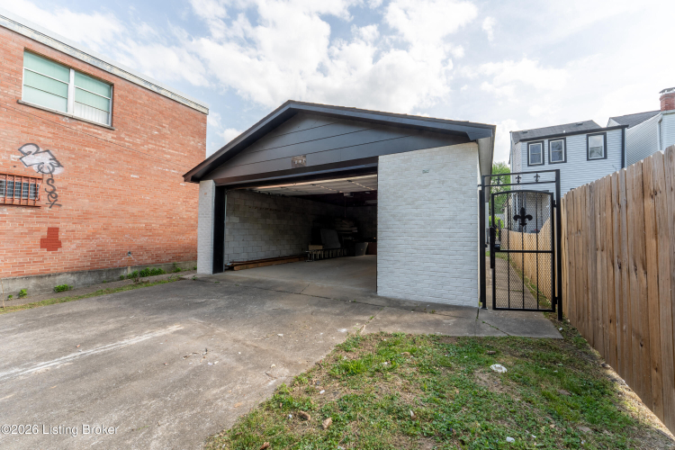 Listing Image 63