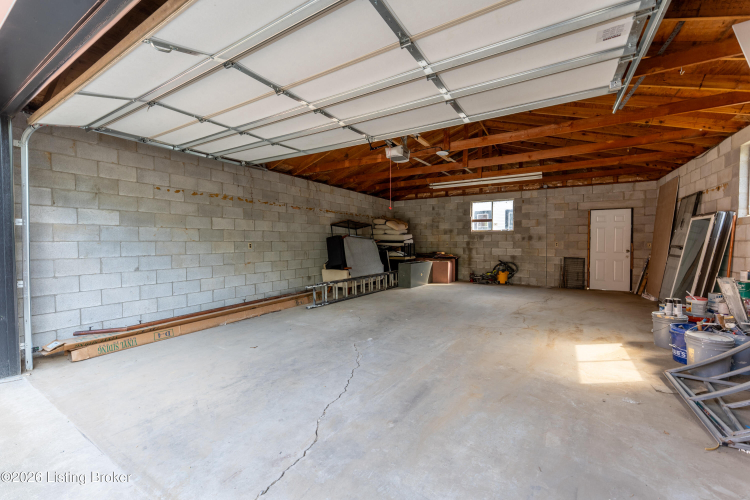 Listing Image 64