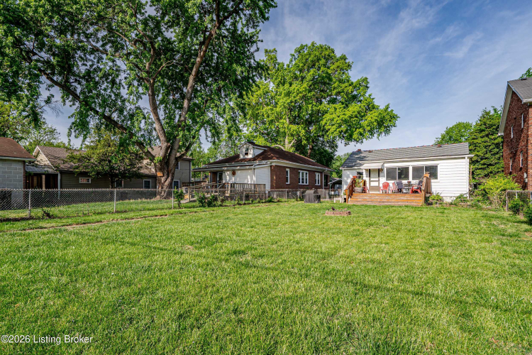 Listing Image 16