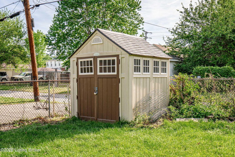 Listing Image 17