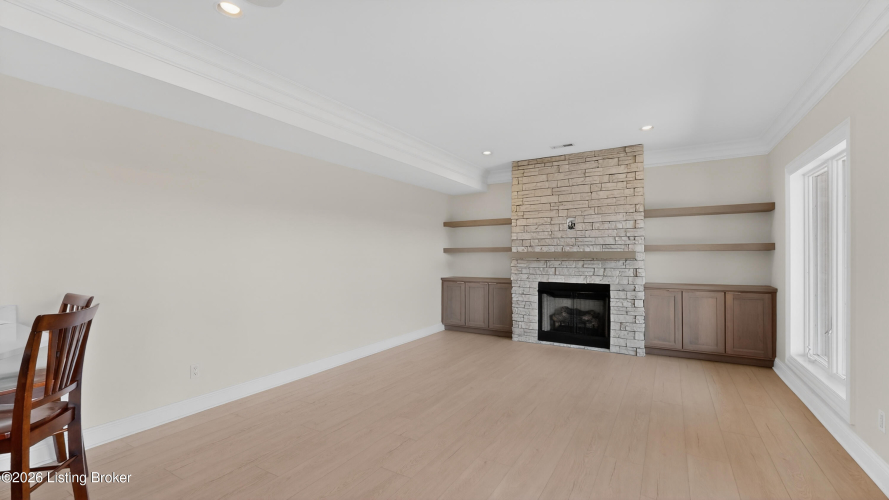 Listing Image 56