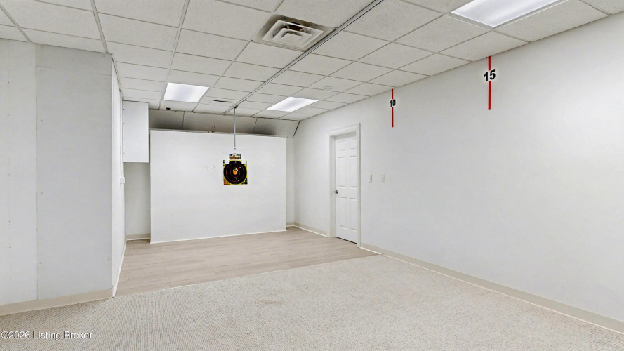 Listing Image 71