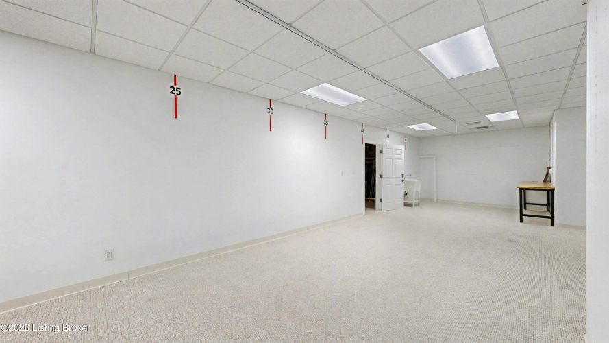 Listing Image 73