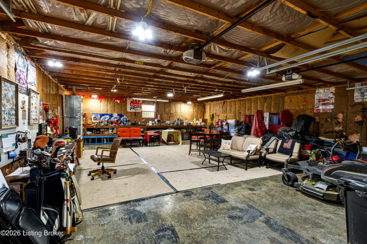 Listing Image 43
