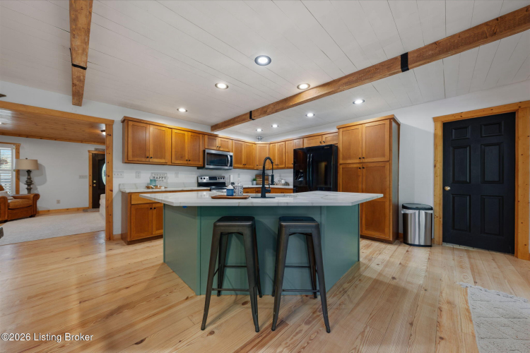 Listing Image 18