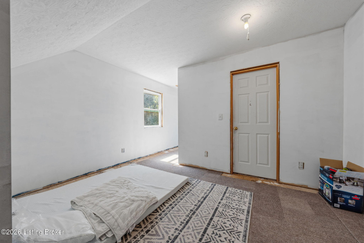 Listing Image 41