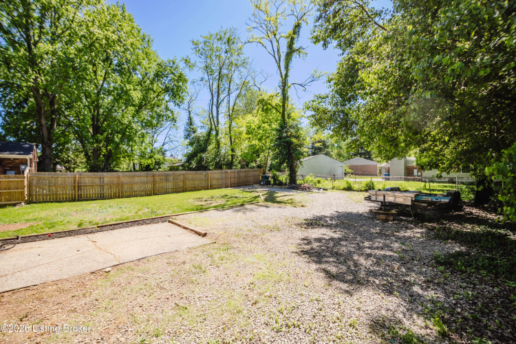 Listing Image 23