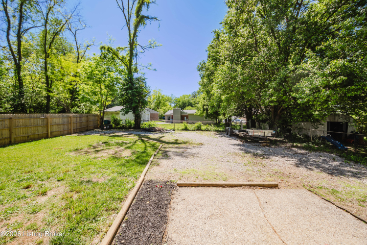 Listing Image 24