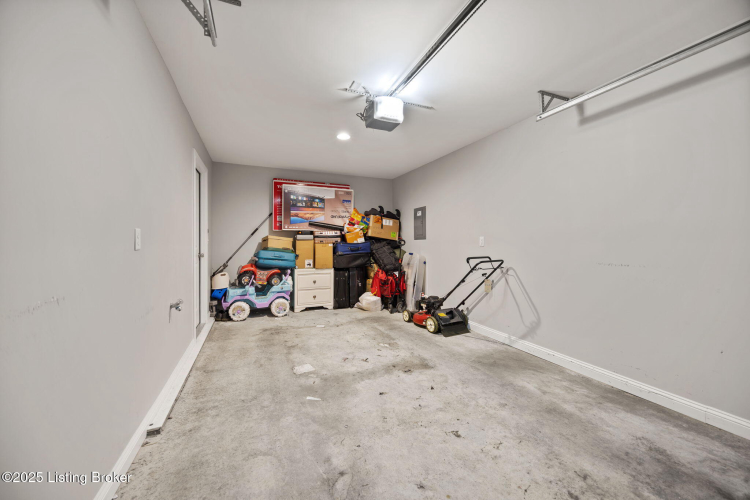 Listing Image 43