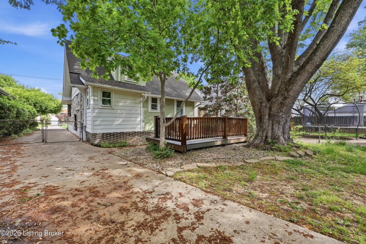 Listing Image 41
