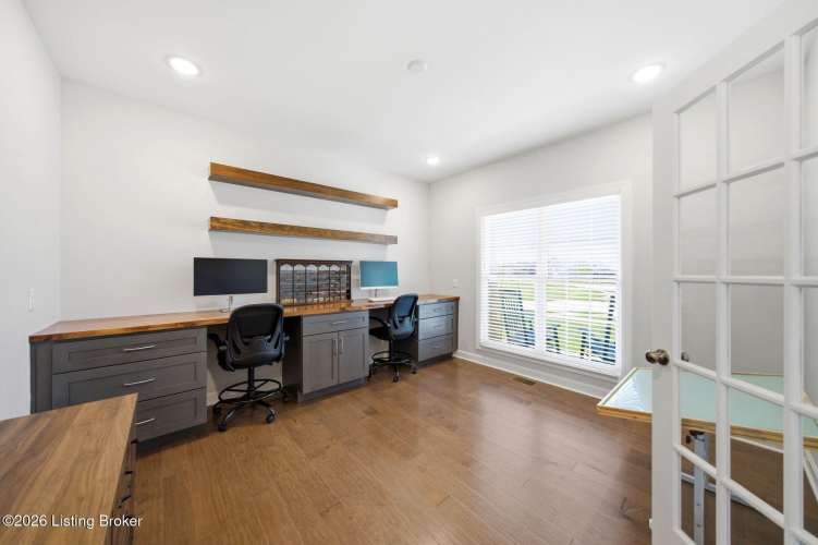 Listing Image 22