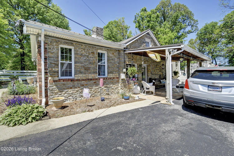 Listing Image 25