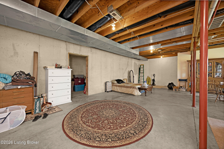 Listing Image 28