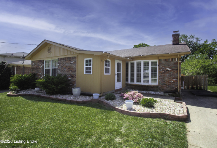 Listing Image 44