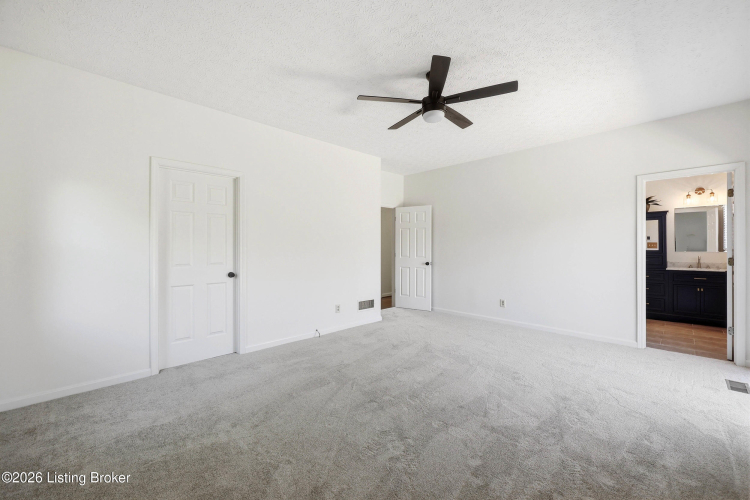 Listing Image 26