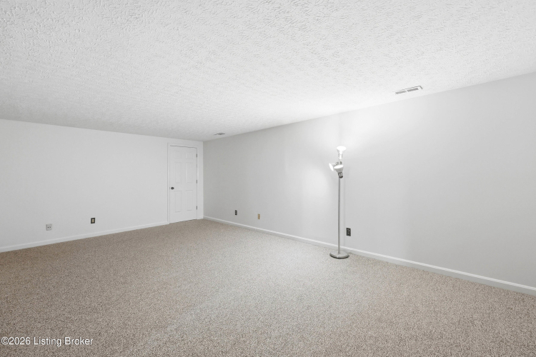 Listing Image 38