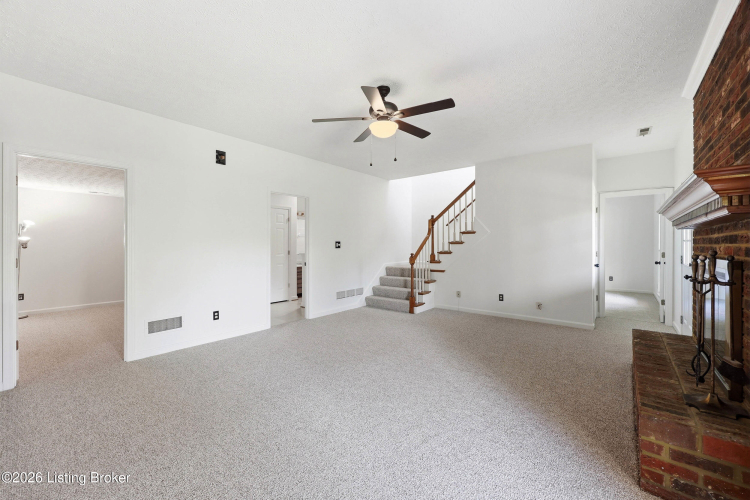 Listing Image 41
