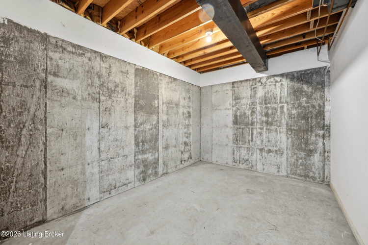 Listing Image 53