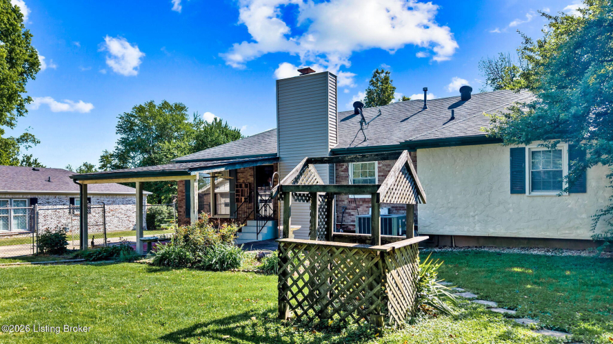 Listing Image 6