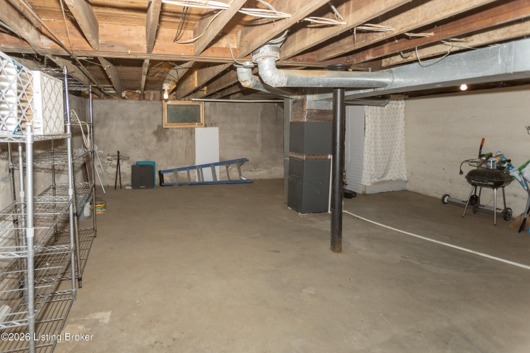 Listing Image 36