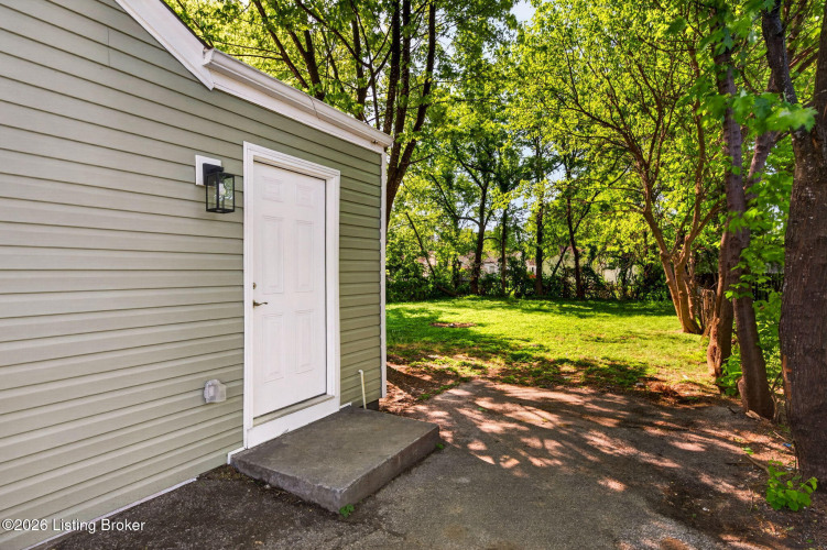 Listing Image 27