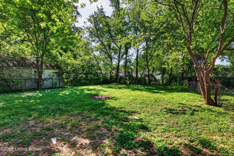 Listing Image 28