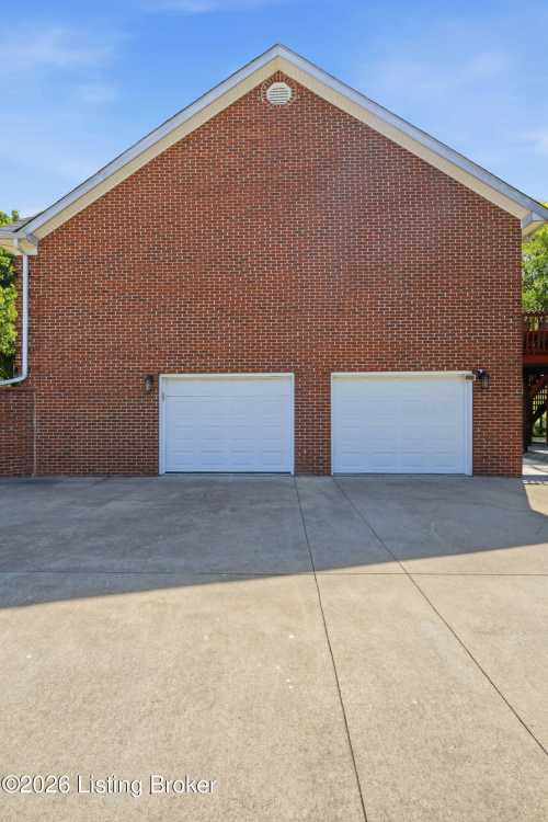 Listing Image 43
