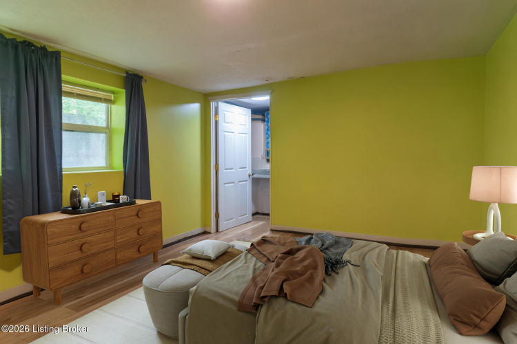 Listing Image 16