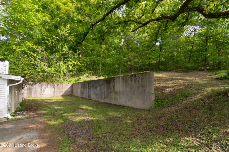 Listing Image 24