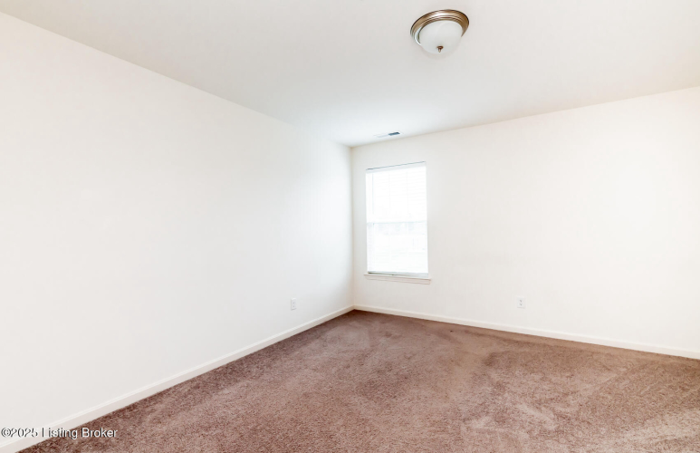 Listing Image 41
