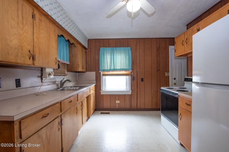Listing Image 17