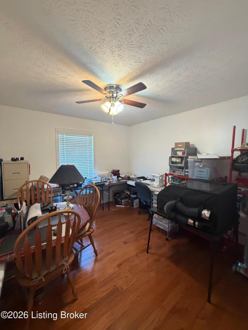 Listing Image 27