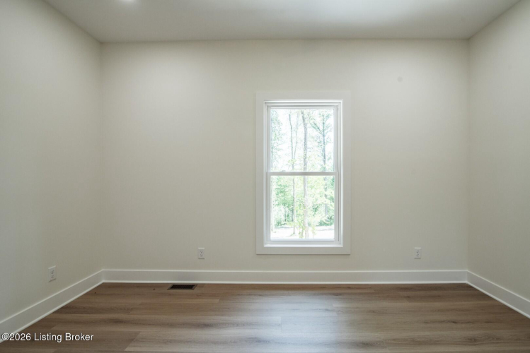 Listing Image 52