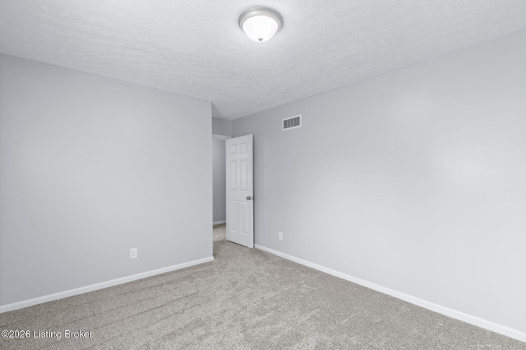 Listing Image 41