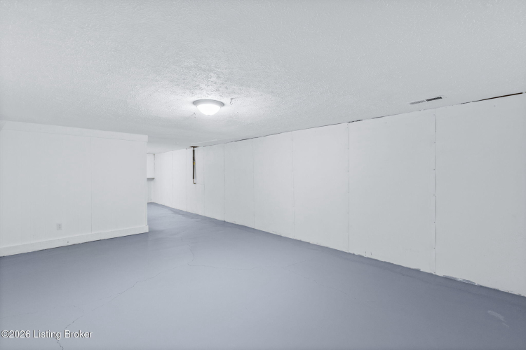 Listing Image 57