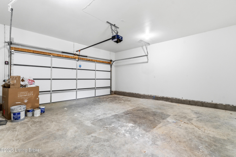 Listing Image 43