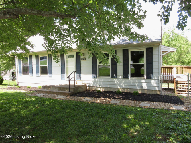 Listing Image 4