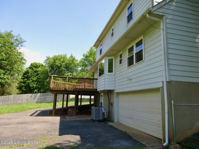 Listing Image 43