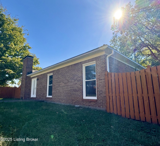 Listing Image 50