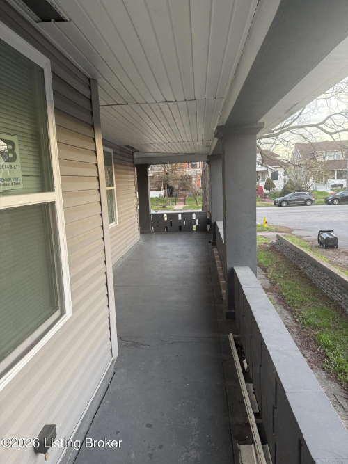 Listing Image 14