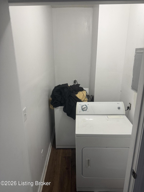 Listing Image 19